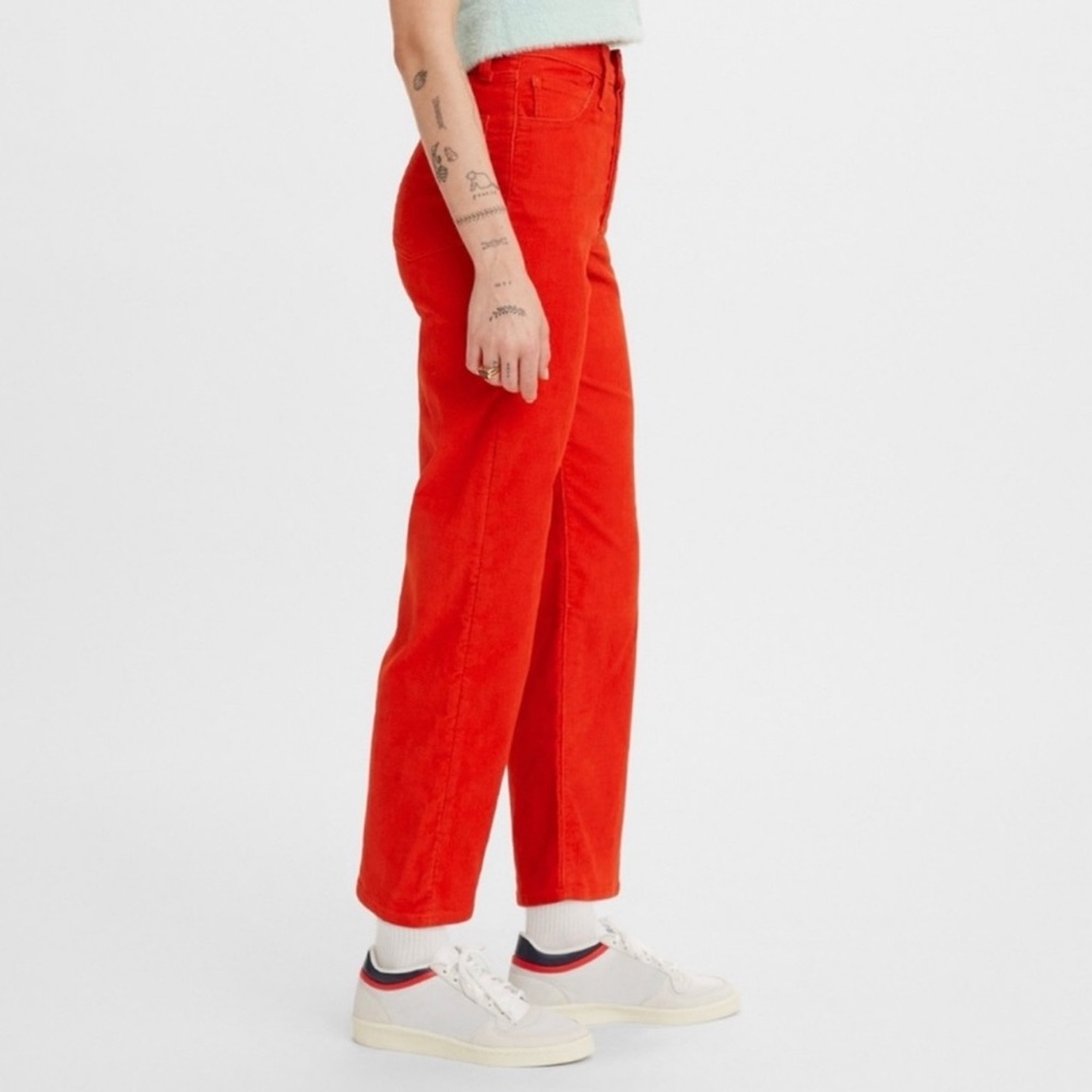 Levi’s Corduroy Ribcage Ankle Straight - Picture 4 of 9